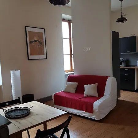 De La Tour Avec Piscine Entre Carcassonne Et Narbonne Apartment