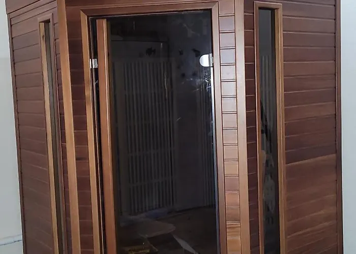 De La Tour Avec Piscine Entre Carcassonne Et Narbonne